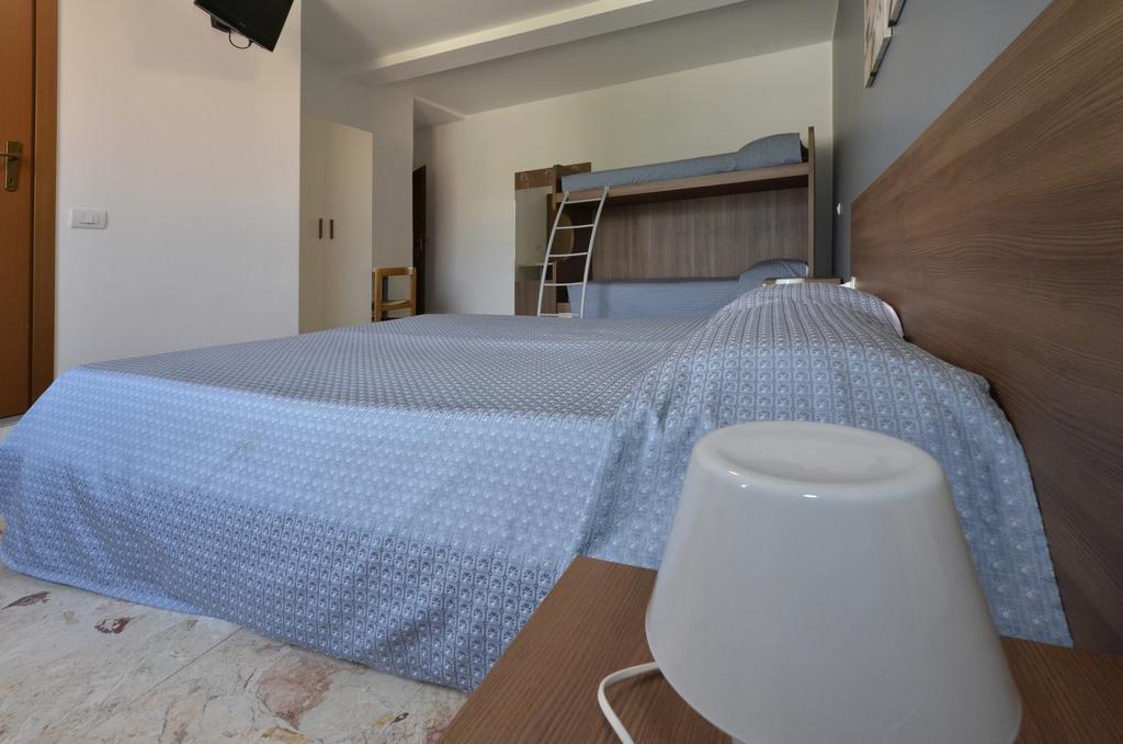 Albergo Della Torre Cernobbio Ruang foto