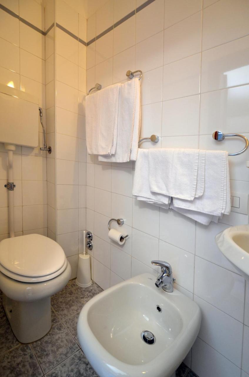 Albergo Della Torre Cernobbio Bagian luar foto