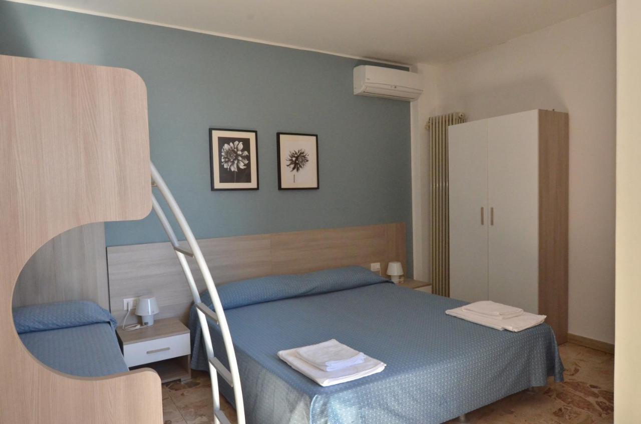 Albergo Della Torre Cernobbio Bagian luar foto